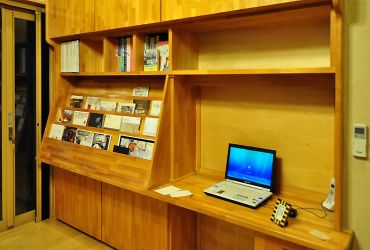 プランニングルームに入れた家具はすべて自社製作で造りつけなので、どれもジャストサイズ。